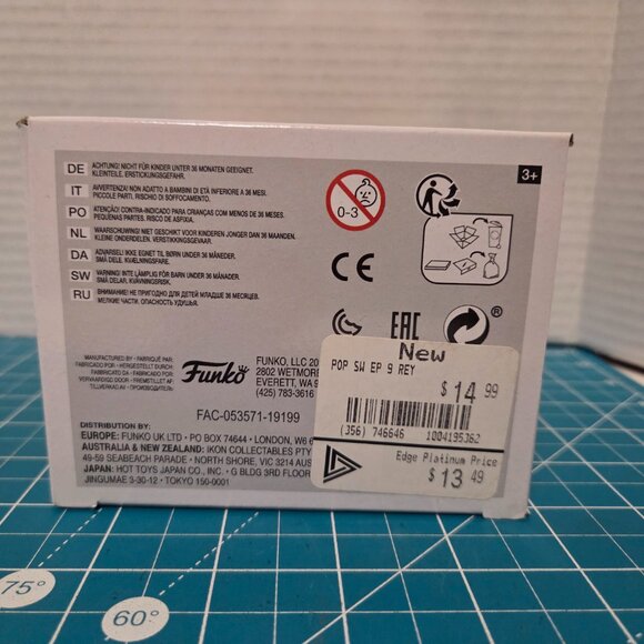 Funko POP Star Wars Rey Skywalker 307 Vinyl Figure - Picture 5 of 6